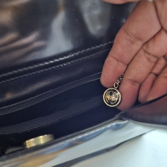 Gucci Vintage Patent Leather 2 way bag 24Hr  FLASH SALE $ FIRM - Picture 11 of 13